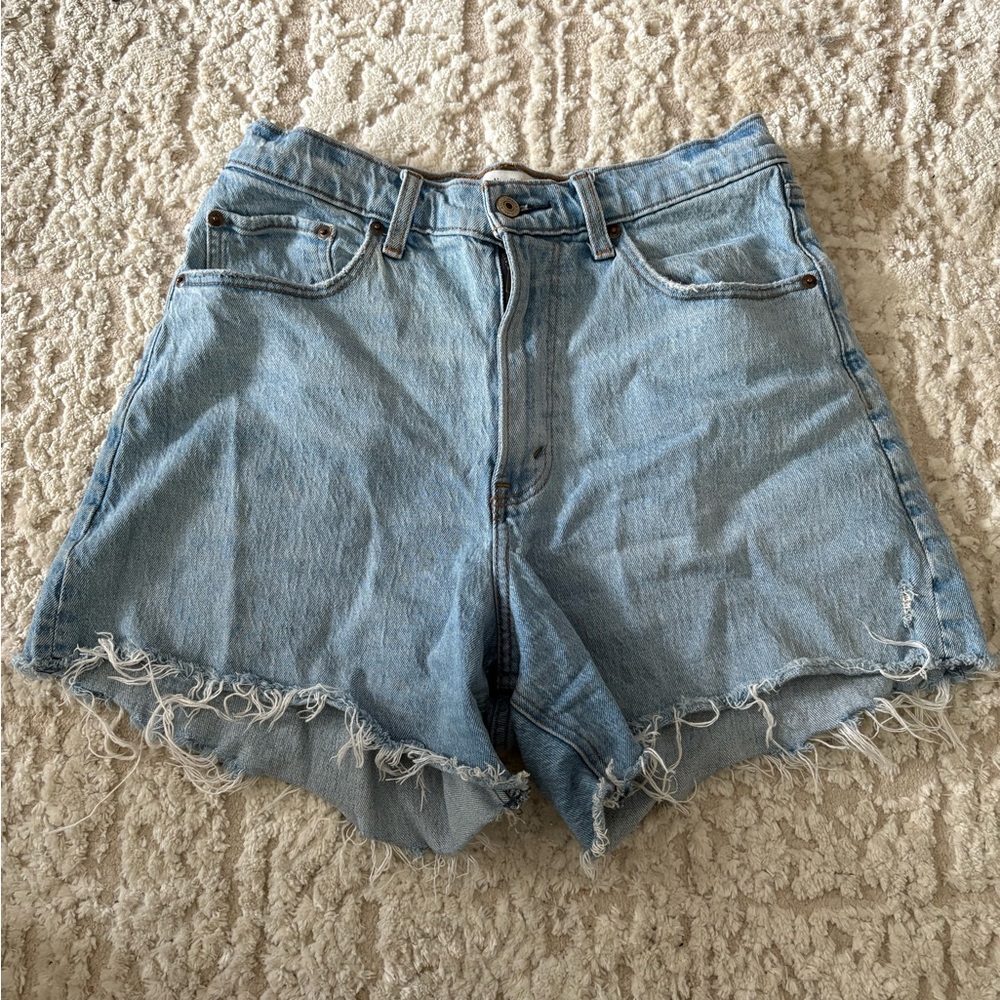 Abercrombie Curve Love Dad Short High Rise